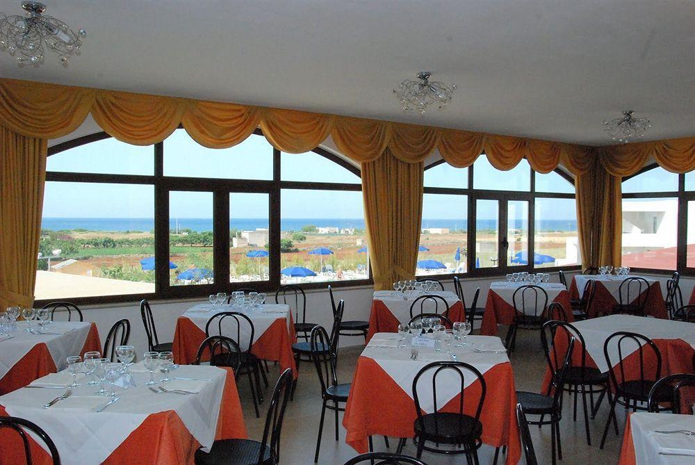 Torre Guaceto Resort カロヴィーニョ エクステリア 写真