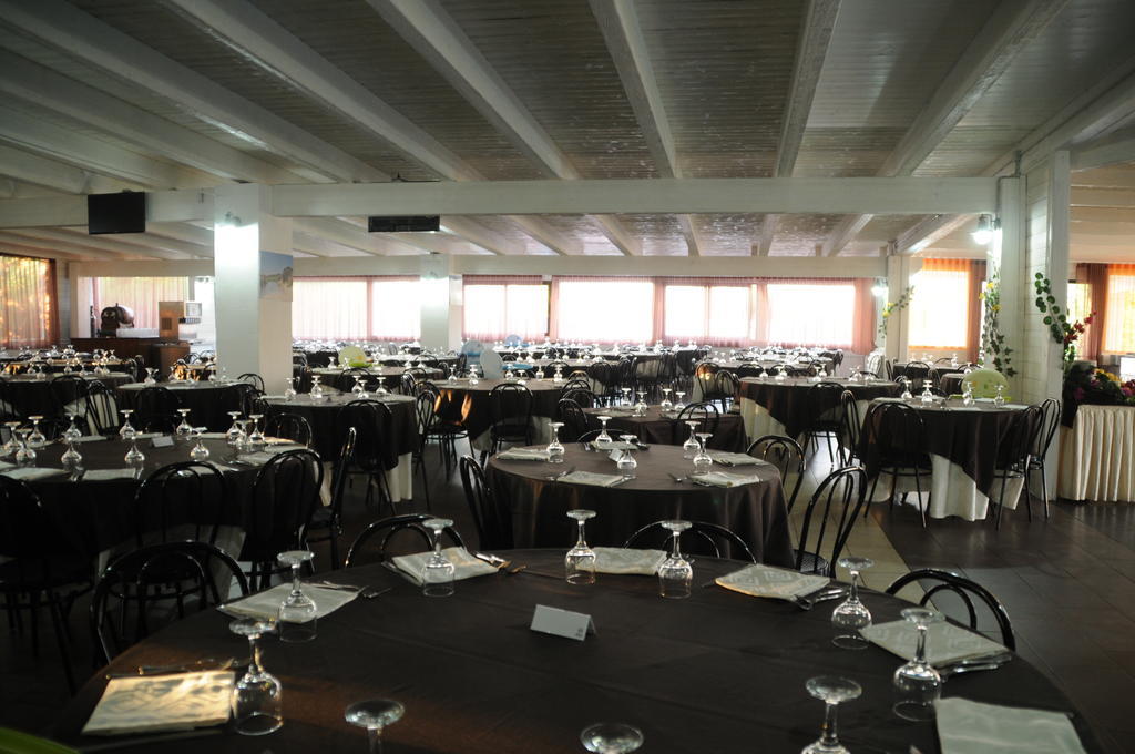 Torre Guaceto Resort カロヴィーニョ エクステリア 写真