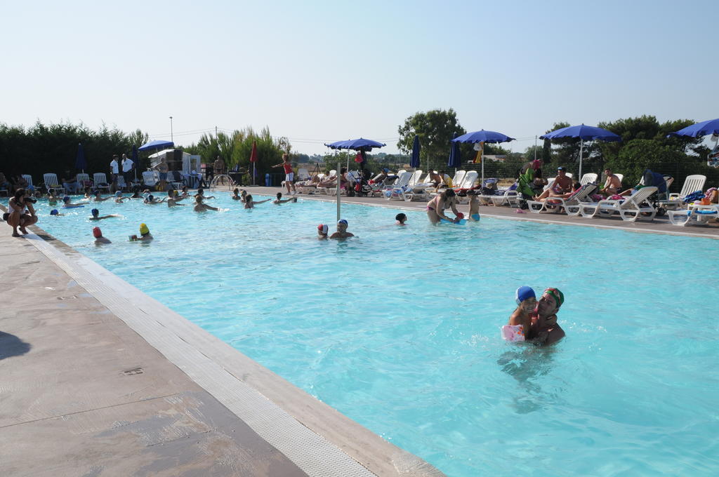 Torre Guaceto Resort カロヴィーニョ エクステリア 写真