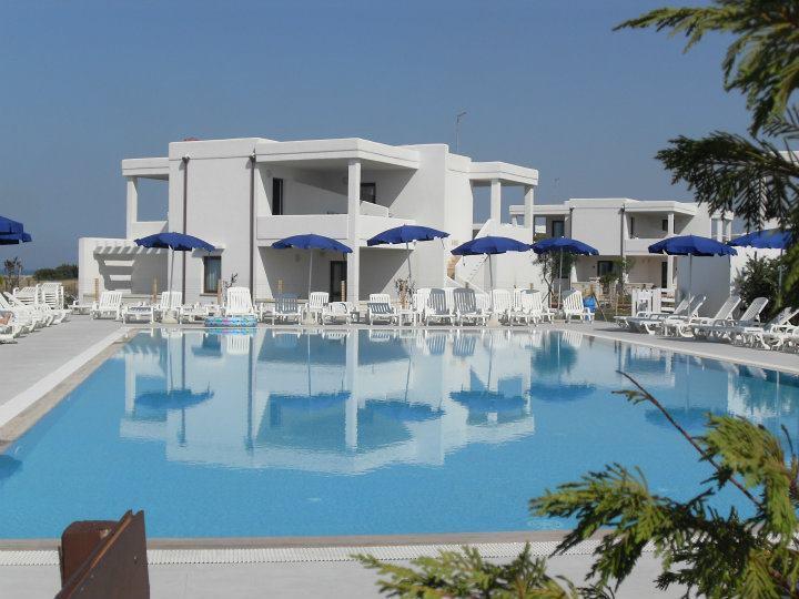 Torre Guaceto Resort カロヴィーニョ エクステリア 写真