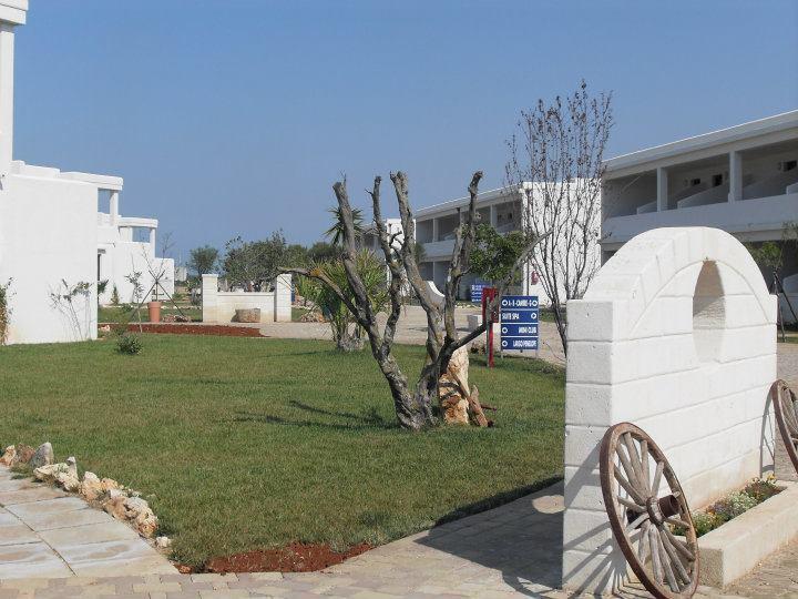Torre Guaceto Resort カロヴィーニョ エクステリア 写真